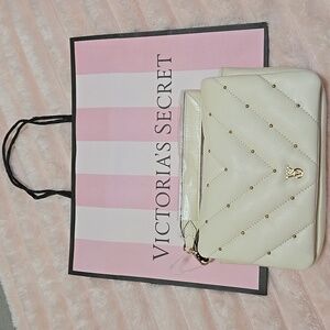 NWT Victoria's Secret Quilted Cream Wrislet Gold Accents With VS Shopping Bag